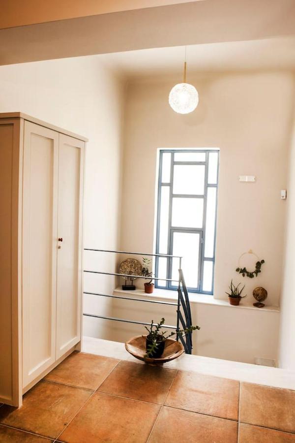 Pagrati Hilton Location Bentzi Family Suite 5 Athens Exterior photo